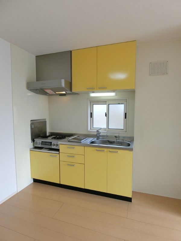 �y�L�b�`���z�@