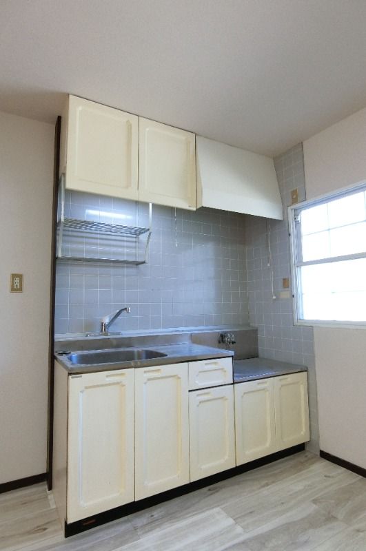 �y�L�b�`���z�@