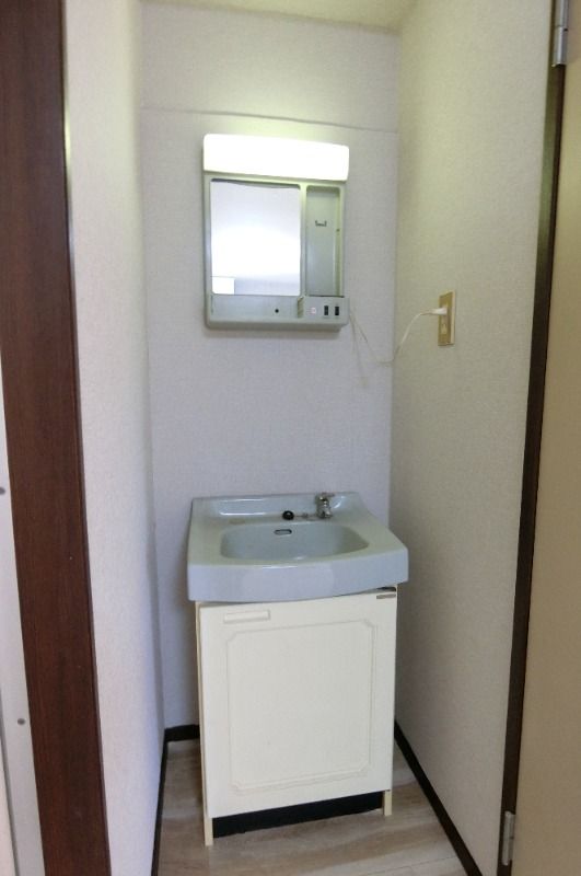 �y���ʏ��z�@