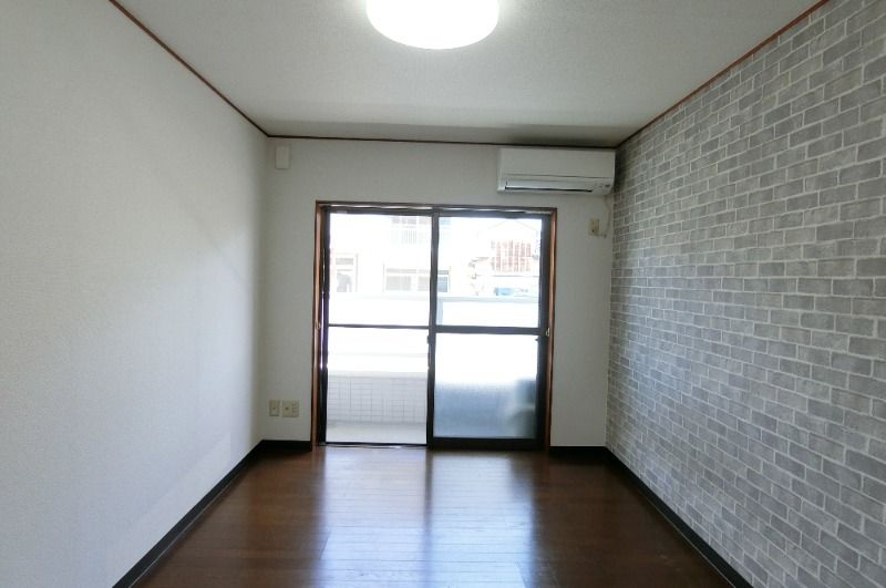 �y���ԁE���r���O�z�@���^�C�v