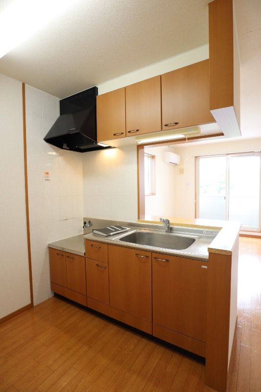 �y�L�b�`���z�@