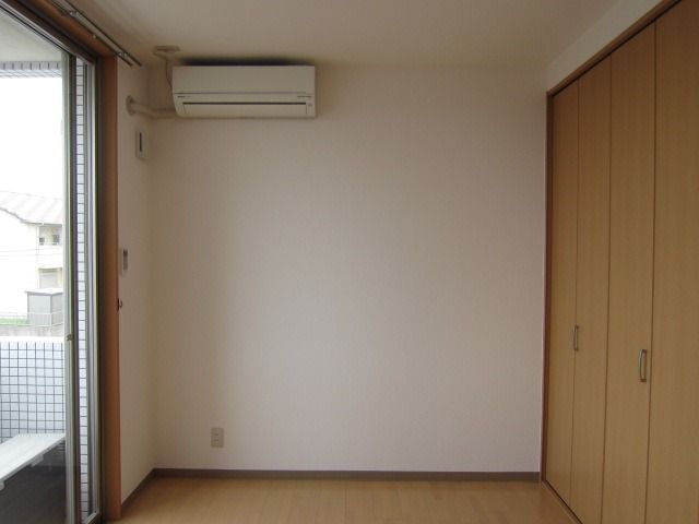 y̑EXy[Xz@^Cv@