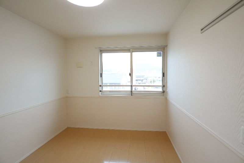 �y���̑������E�X�y�[�X�z�@