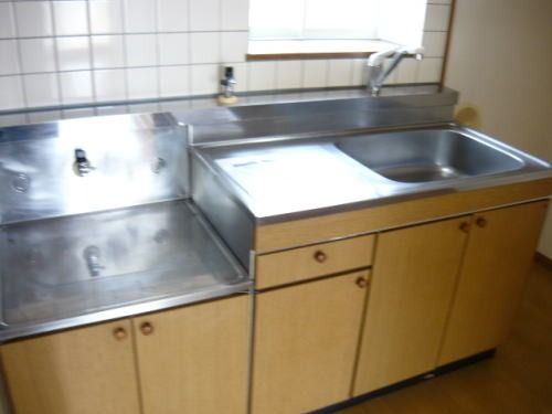 �y�L�b�`���z�@