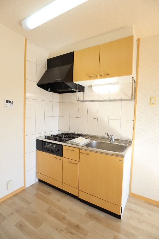 �y�L�b�`���z�@