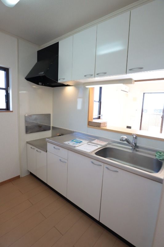 �y�L�b�`���z�@