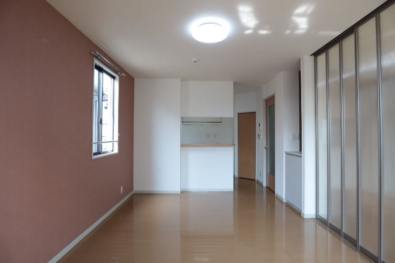 �y�����E���r���O�z�@