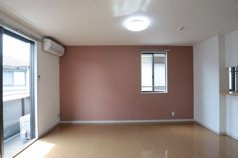 �y�����E���r���O�z�@�V���b�^�[�J��