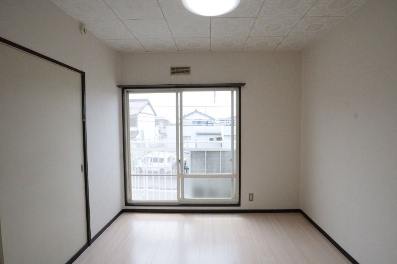 �y���̑������E�X�y�[�X�z�@