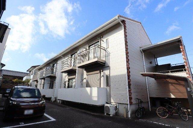 �C�[�X�g �t�H�[ �O�J�̌����O��