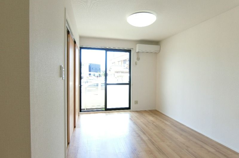 �y���ԁE���r���O�z�@���^�C�v