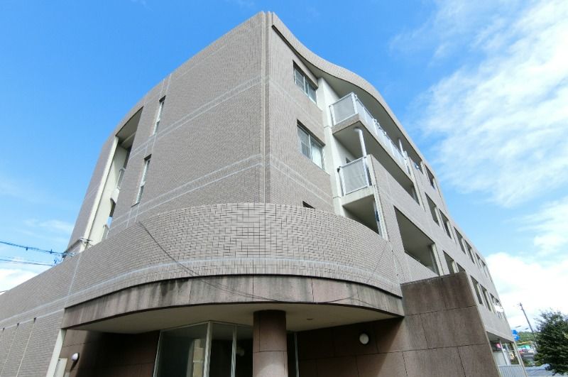 �y�����O�ρz�@