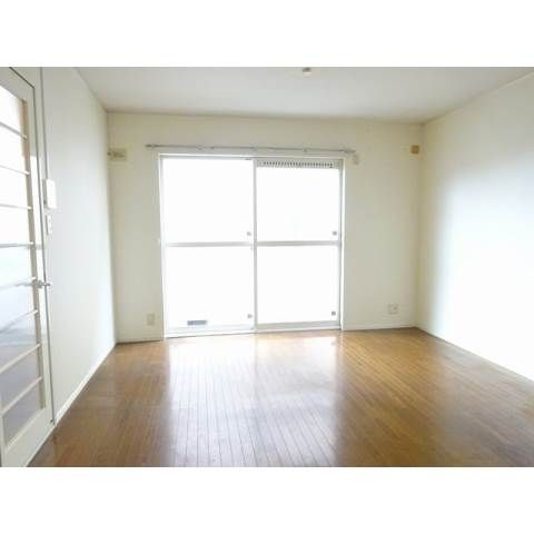 �y���ԁE���r���O�z�@