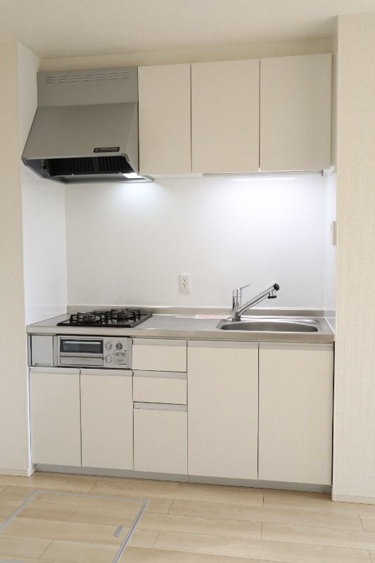 �y�L�b�`���z�@