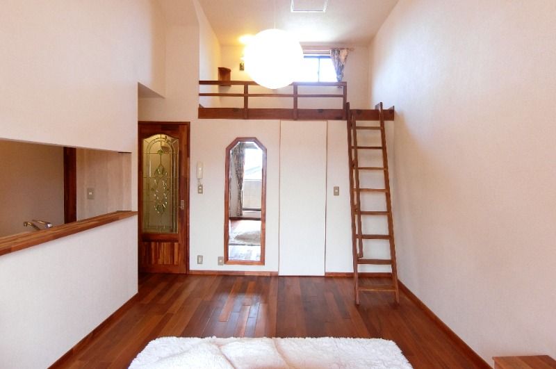 �y�����E���r���O�z�@