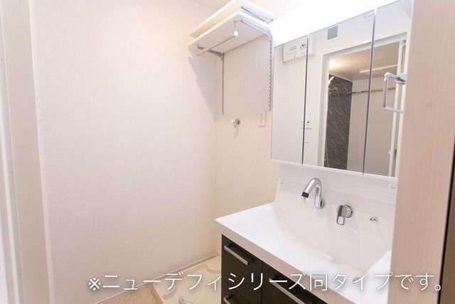 �y���ʏ��z�@�C���[�W�}