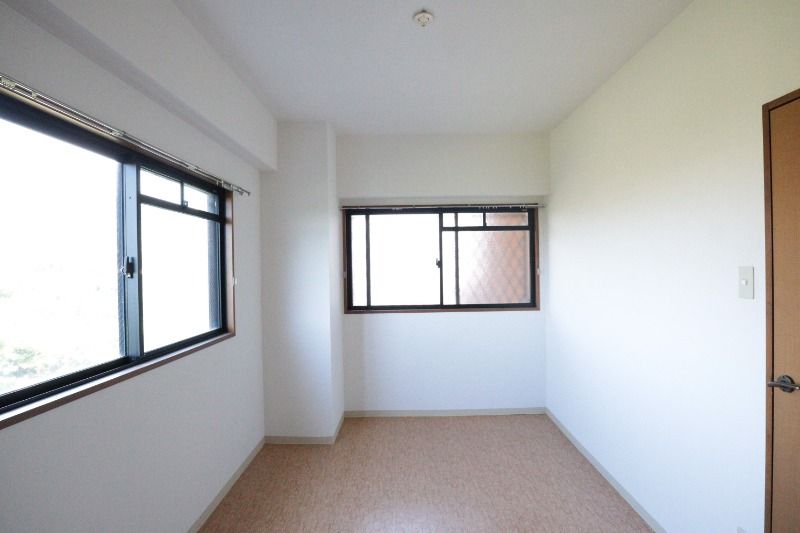 �y���̑������E�X�y�[�X�z�@