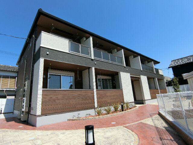 �~���[III�̌����O��