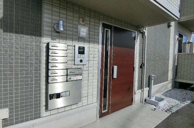 �y�G���g�����X�z�@