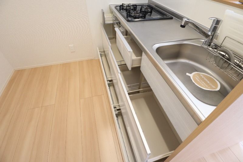 �y�L�b�`���z�@