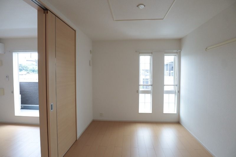 �y���̑������E�X�y�[�X�z�@