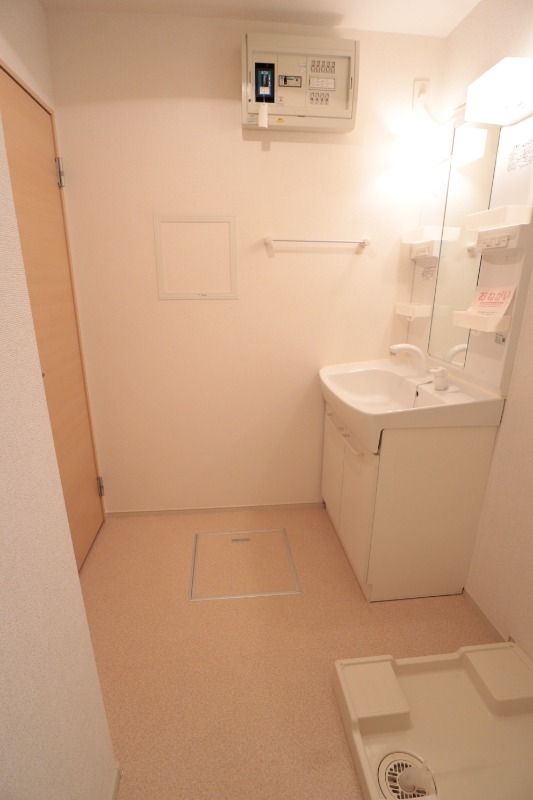 �y���ʏ��z�@