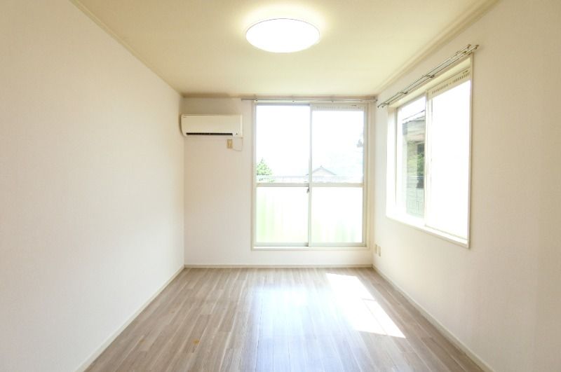 �y���ԁE���r���O�z�@���^�C�v