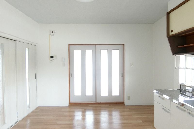 �y�����E���r���O�z�@