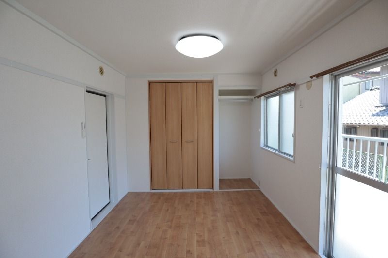 �y���̑������E�X�y�[�X�z�@