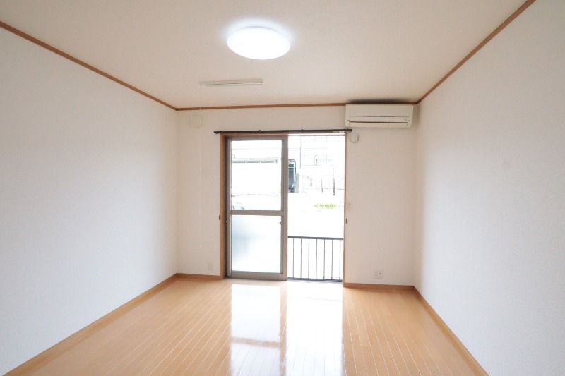 �y���ԁE���r���O�z�@���^�C�v�@