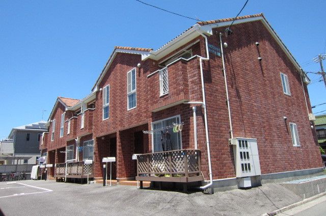 ヨーロピアンシャレー エターナルB館の外観