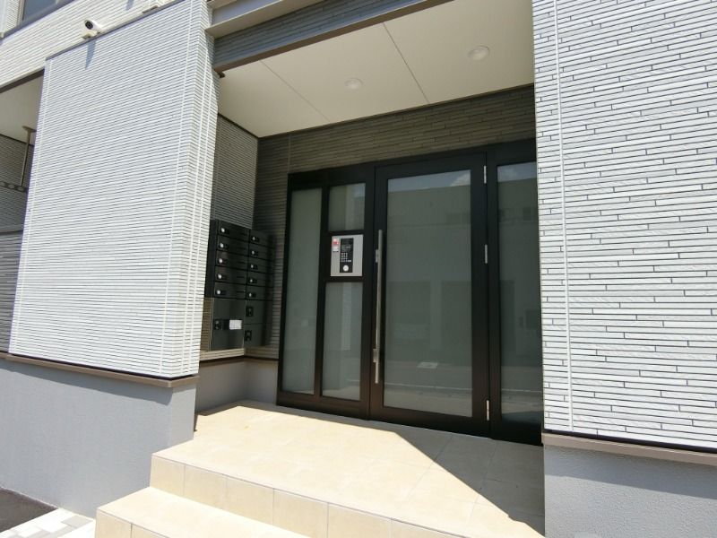 �y�G���g�����X�z�@