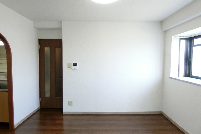 �y���ԁE���r���O�z�@���^�C�v