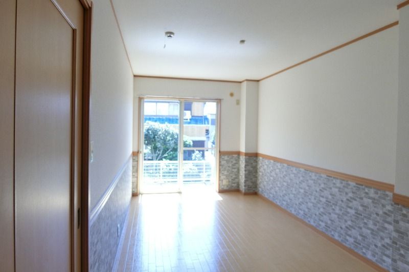 �y���ԁE���r���O�z�@���^�C�v