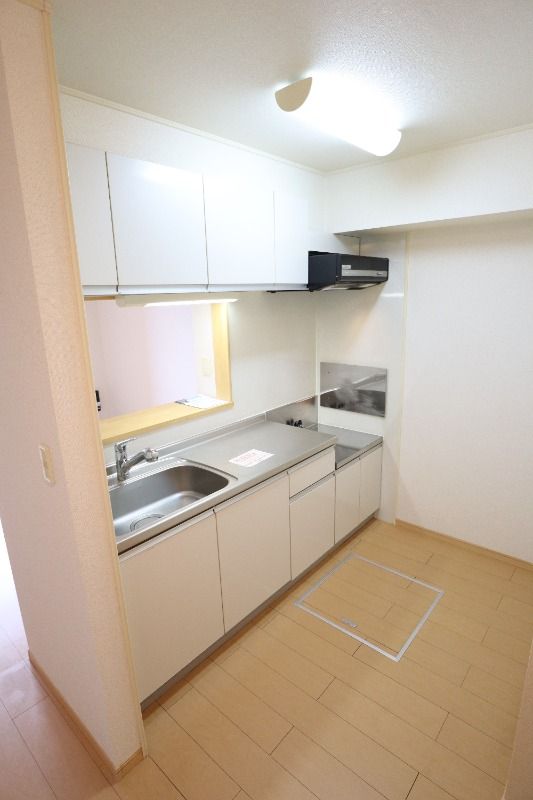 �y�L�b�`���z�@