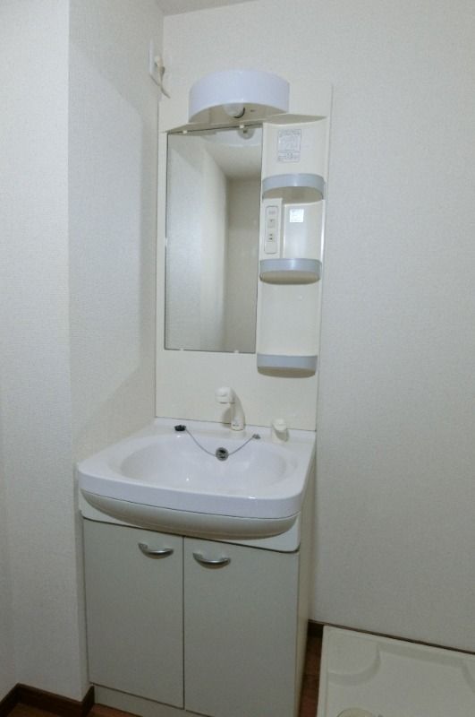 �y���ʏ��z�@