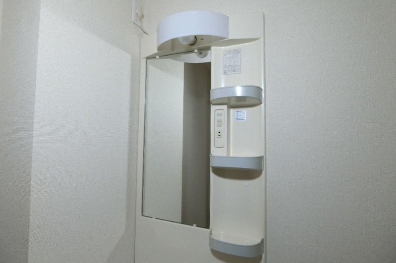 �y���ʏ��z�@