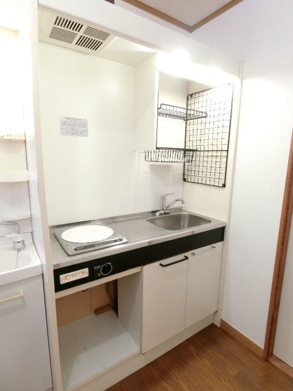 �y�L�b�`���z�@