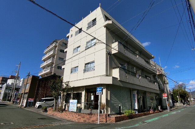 ウェルファー神明の外観