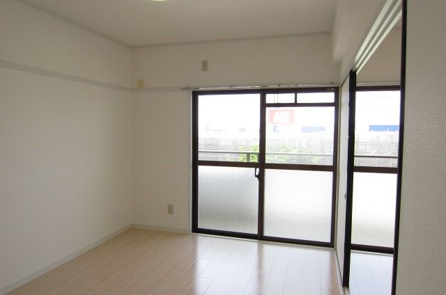 �y���̑������E�X�y�[�X�z�@���^�C�v