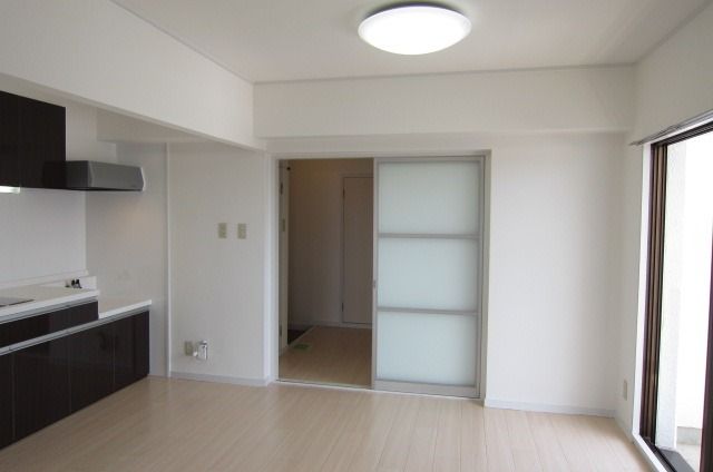 �y���ԁE���r���O�z�@���^�C�v