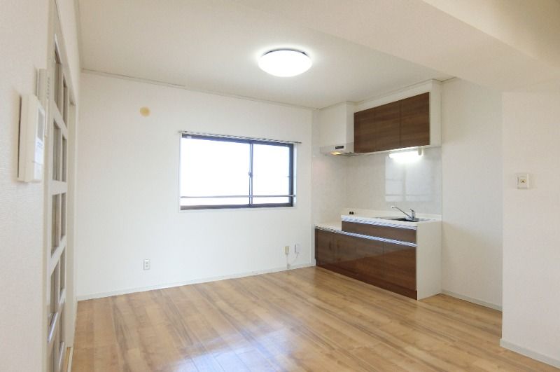 �y���̑������E�X�y�[�X�z�@