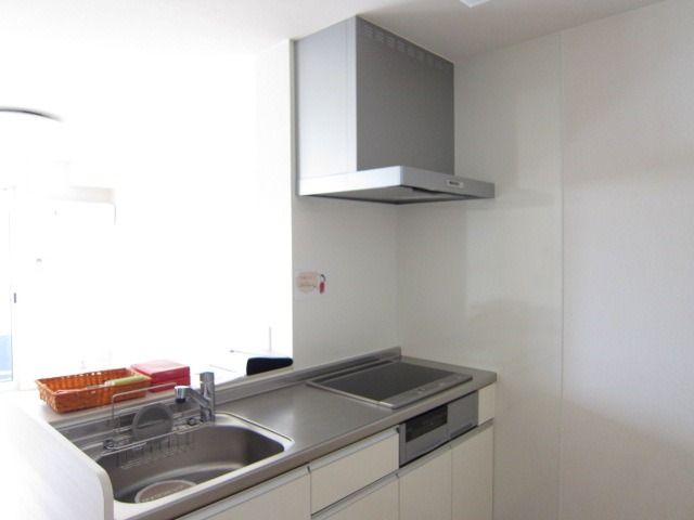 �y�L�b�`���z�@