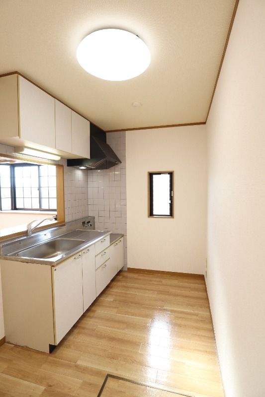 �y�L�b�`���z�@