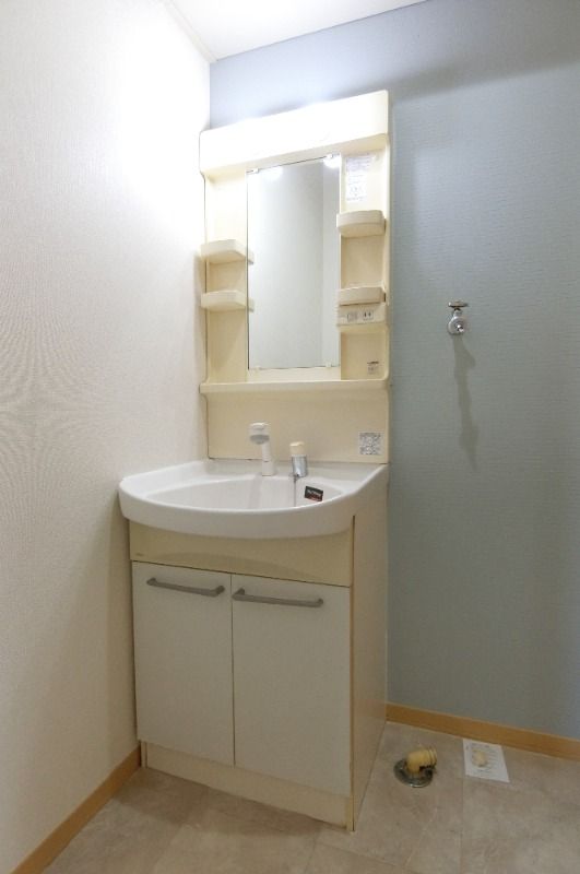 �y���ʏ��z�@