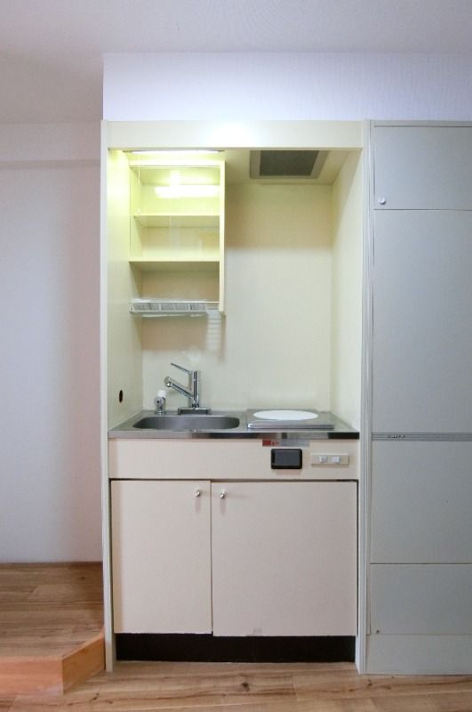 �y�L�b�`���z�@