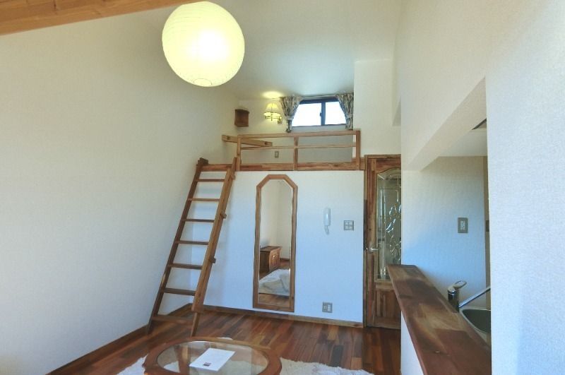 �y�����E���r���O�z�@