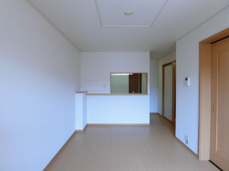 �y�����E���r���O�z�@