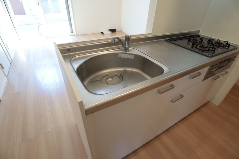 �y�L�b�`���z�@