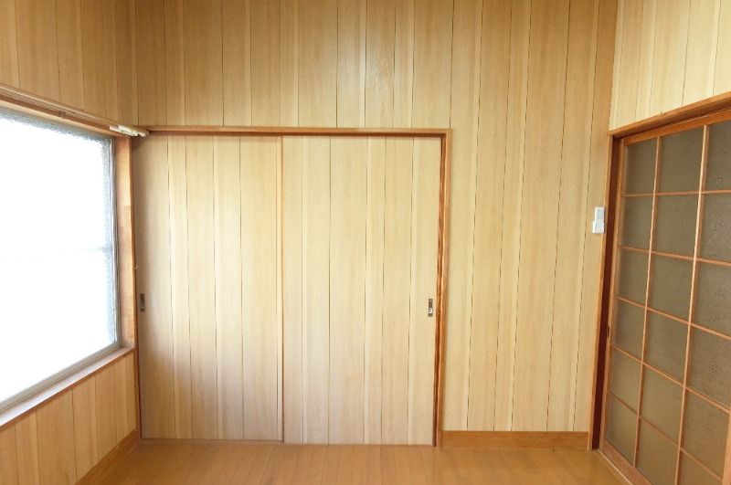 �y�����E���r���O�z�@